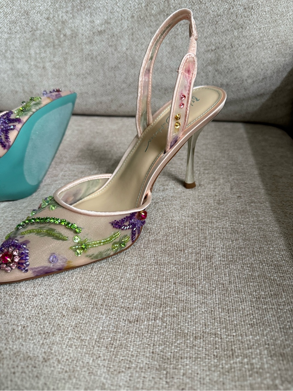 NEW Betsey Johnson Velma Jeweled Mesh Slingback Pumps Nude Floral Beaded US 7.5 - Picture 14 of 16